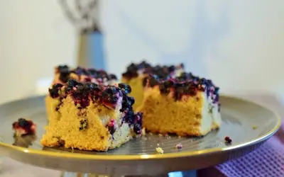 Sprawdzone przepisy na ciasta bezglutenowe: Piecz wilgotne i puszyste!