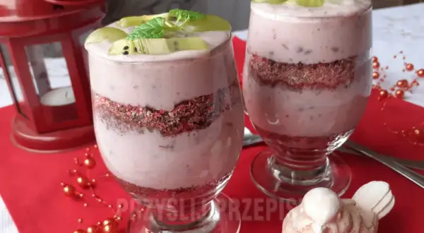 Co zrobić z biszkoptów? Desery bez pieczenia i zero waste!